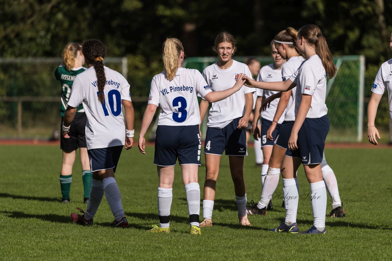 Bild 163 - wBJ VfL Pinneberg - Rissen : Ergebnis: 8:0